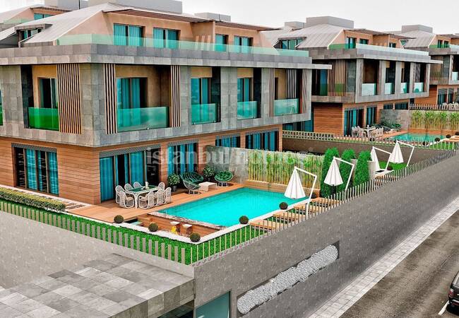 Semi-detached Villas with Private Pools and Gardens in Beylikduzu 1