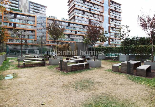 Useful Design Apartment in Luxe Complex in Istanbul Zeytinburnu 8