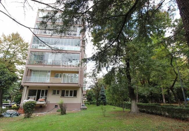Key-ready 3+1 Flat 300 M From the Metro in Bakirkoy Istanbul 1