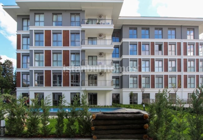 Garden Floor Properties 650 M From Tram in Zeytinburnu Istanbul 2