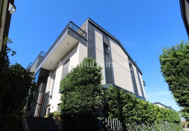 4-schlafzimmer-haus In Einem Komplex In Sariyer, Zekeriyakoy 1