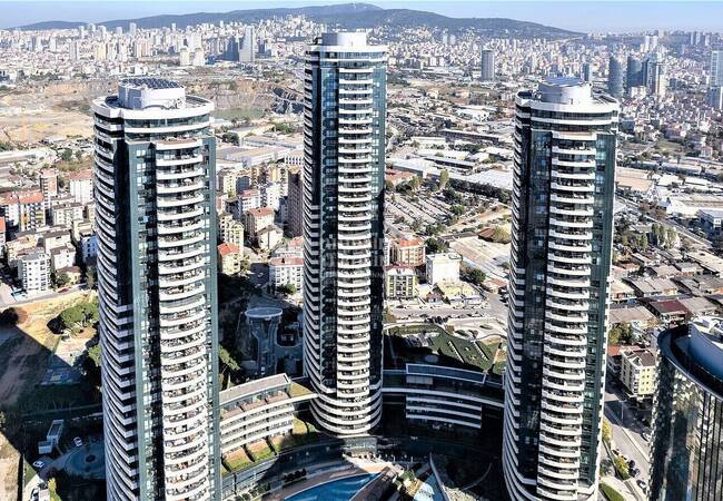 Appartements Résidentiels Avec Terrasse Et Balcon À Istanbul