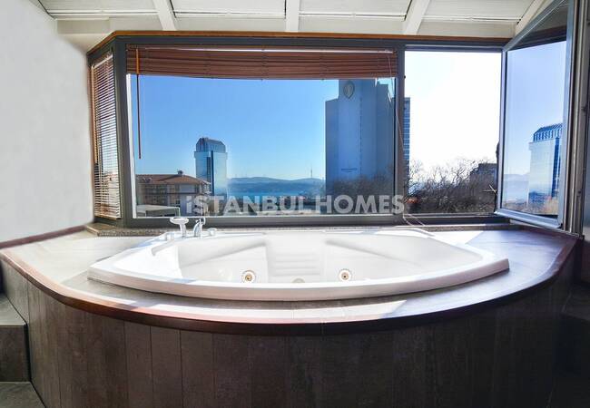 هتل با دید دریا نزدیک به میدان تقسیم و مترو در بی اوغلو 2