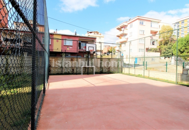 Immobiliers Résidentiels Avec Commodités Sur Place À Pendik 2