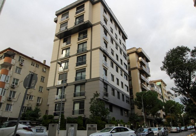 Apartment in an Advantageous Location in Istanbul Kadikoy