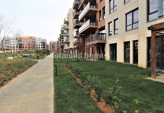 شقق مطلة على الطبيعة والغابات مع مجمع سكني في اسطنبول 10