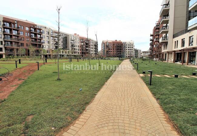 شقق مطلة على الطبيعة والغابات مع مجمع سكني في اسطنبول 13