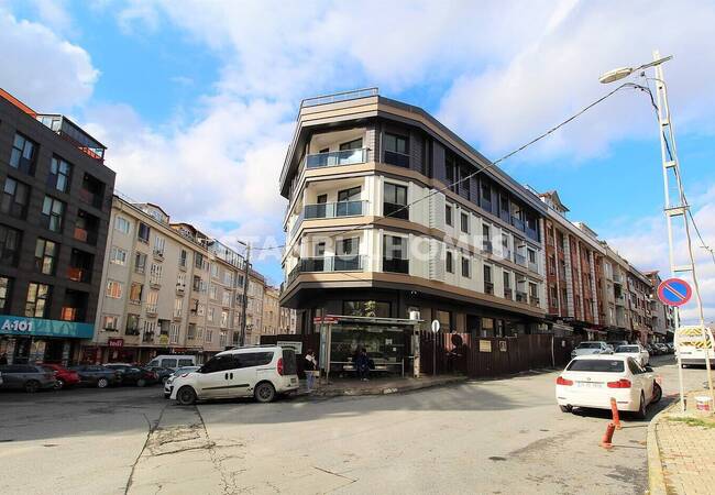 Investment Real Estate with City View in Eyupsultan Istanbul 2