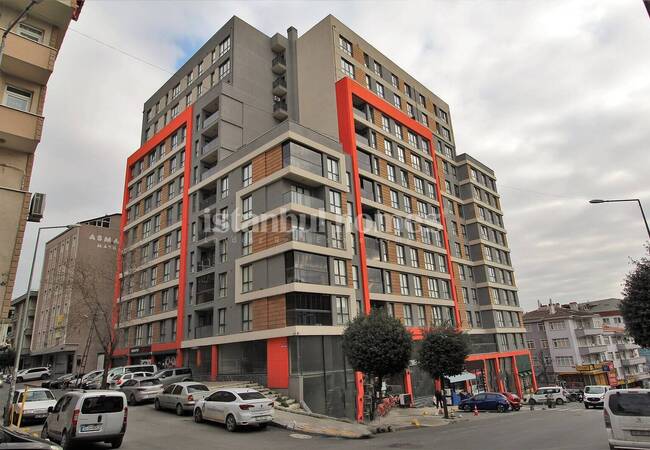 Modern Real Estate with City View in Istanbul Kucukcekmece 1