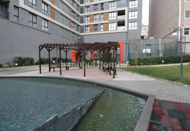 Modern Real Estate with City View in Istanbul Kucukcekmece 5