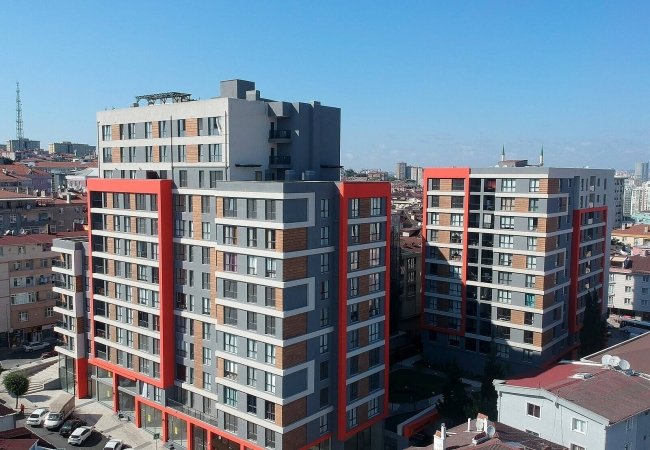 Modern Real Estate with City View in Istanbul Kucukcekmece