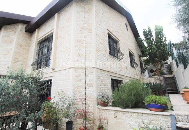 Haus Mit Garten Im Zentrum Von Zekeriyakoy Sariyer 3