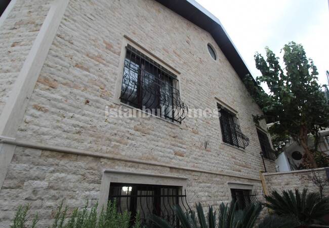 Haus Mit Garten Im Zentrum Von Zekeriyakoy Sariyer 7