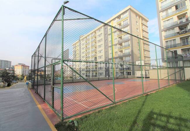 Property in a Complex with Pool in Pendik Istanbul 6