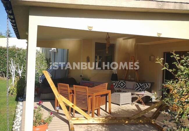 Maison Dans Un Projet Avec Piscines À Sariyer Istanbul 4