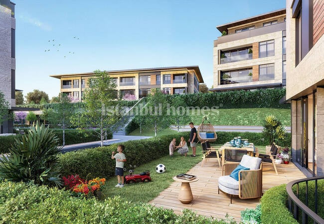 Properties in a Complex with 24/7 Security in Zeyinburnu 3