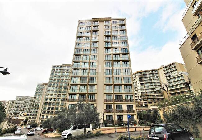 Sea View Apartment Close to the Airport and Metro in Tuzla 2