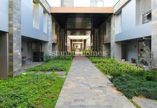 Terrassenwohnung In Einem Prämierten Komplex In Eyupsultan 3