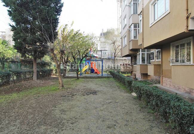 Property in a Secure Complex with Parking Lot in Istanbul 5