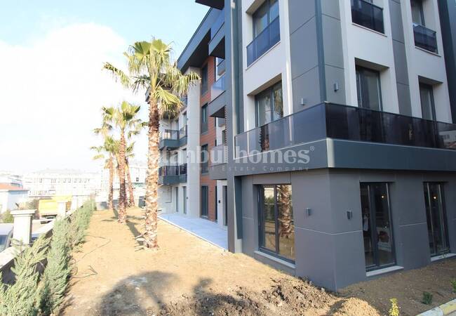 Properties with Balconies and En Suite Bathrooms in Beylikduzu 4