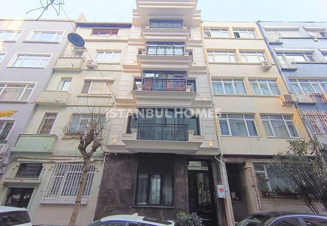 Beyoğlu Cihangir'de Boğaz ve Deniz Manzaralı Dubleks Daire 1