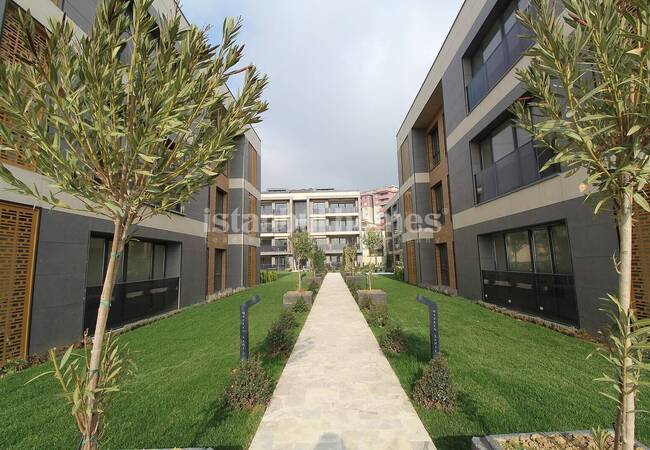 Appartements Résidentiels Avec Terrasse Et Jardin À Beylikduzu 3