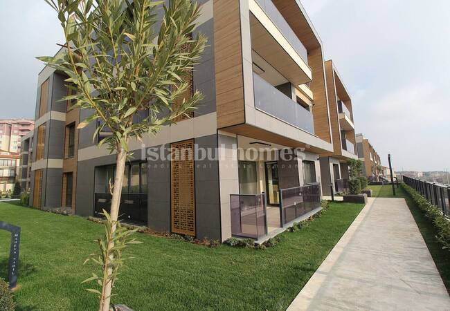 Appartements Résidentiels Avec Terrasse Et Jardin À Beylikduzu 4