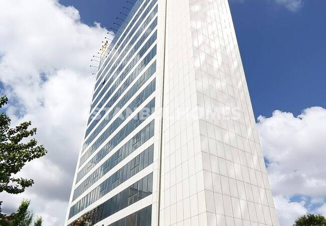 Şişli'de Galatasaray Leo Projesinde Ara Katta Açık Mutfaklı 1+0 Daire 3