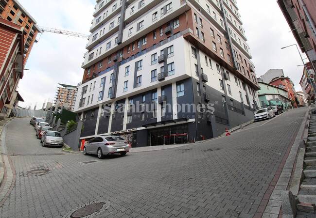 Stylish 1-bedroom Flat in Complex in Kagithane Istanbul 1