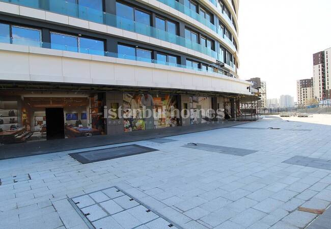 Brandneue Invetment Geschäfte In Basaksehir Istanbul 1