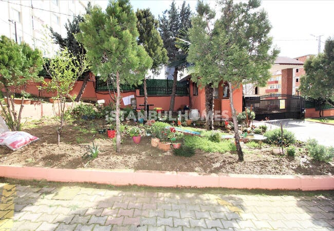 Kartal'da Site İçinde Deniz ve Adalar Manzaralı Daire 7