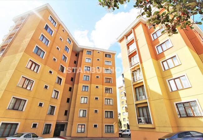 Kartal'da Site İçinde Deniz ve Adalar Manzaralı Daire 6