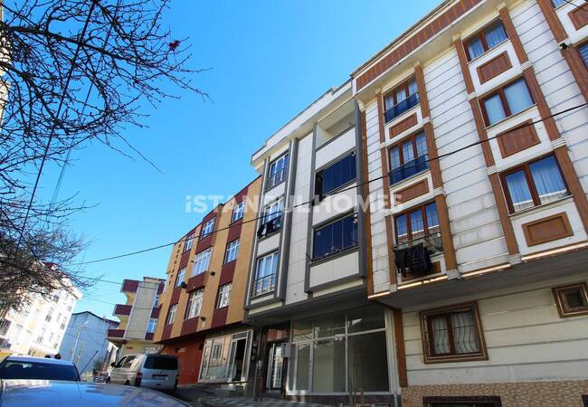 Duplex Flat in a Boutique Building in Arnavutkoy, Istanbul 1
