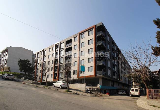 مغازه با پتانسیل درآمد بالا از اجاره در کوچوک چکمجه استانبول 1