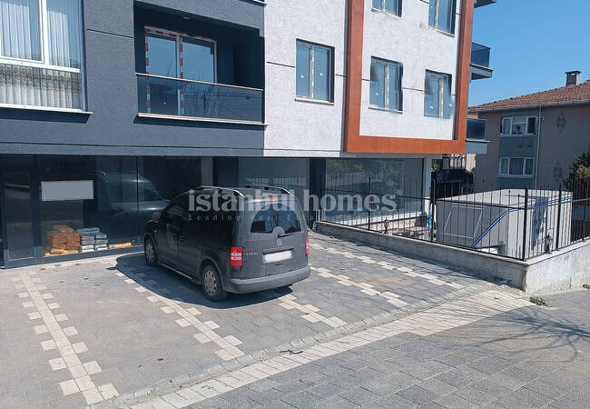 مغازه با پتانسیل درآمد بالا از اجاره در کوچوک چکمجه استانبول 4