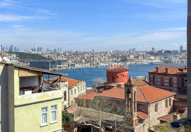 Investment Property with Sea Views in Balat Fatih 5