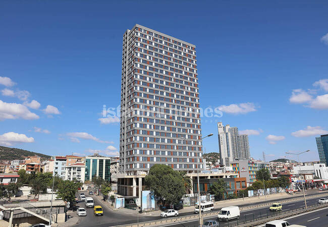 Sea-view Real Estate Close to the Metro in Kartal Istanbul