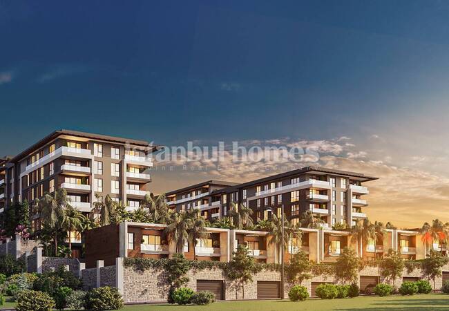 Apartments in Complex with Pool Near Airport in Istanbul Pendik