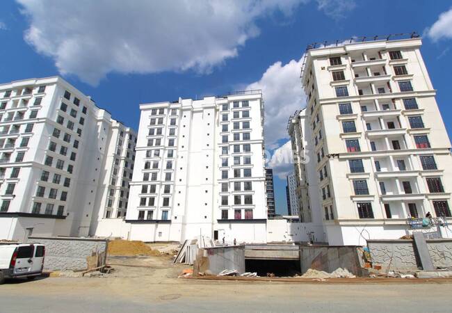 Квартиры в проекте с бассейном в Стамбуле, Эюпсултан 1