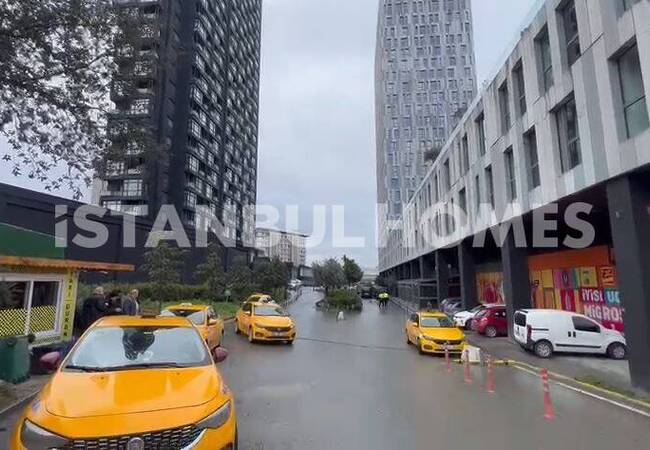 Коммерческое помещение в роскошном ЖК в Стамбуле, Багджылар 3