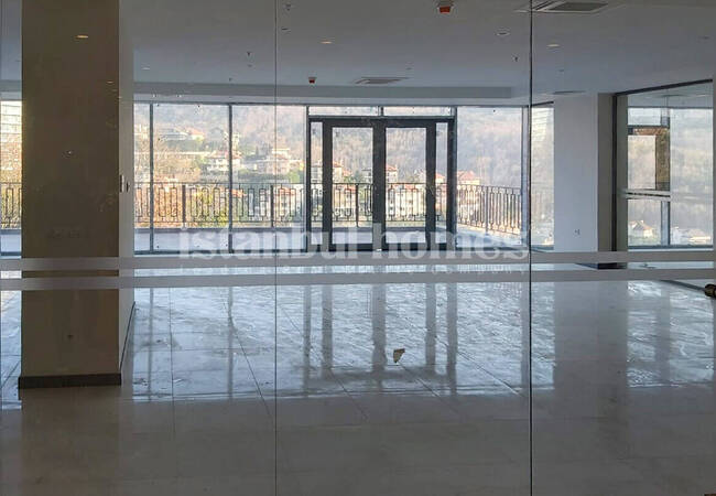 عقار فاخر بإطلالات على البحر والطبيعة في بيكوز 7