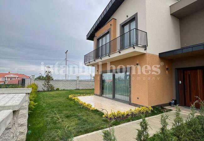 Silivri’de Denize 4 Km Mesafede Yerden Isıtmalı Villalar 4