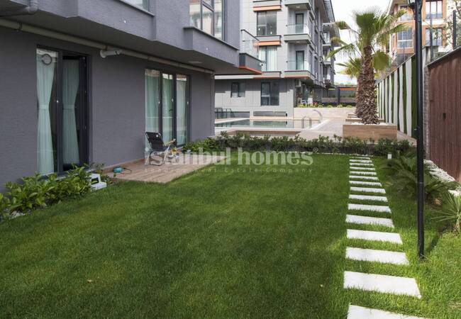 İstanbul Beylikdüzü'nde Havuz Kenarında Eşyalı 2+1 Daire 3