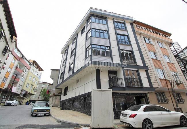 Appartements Prêts Dans Un Nouveau Bâtiment À Gaziosmanpasa Istanbul
