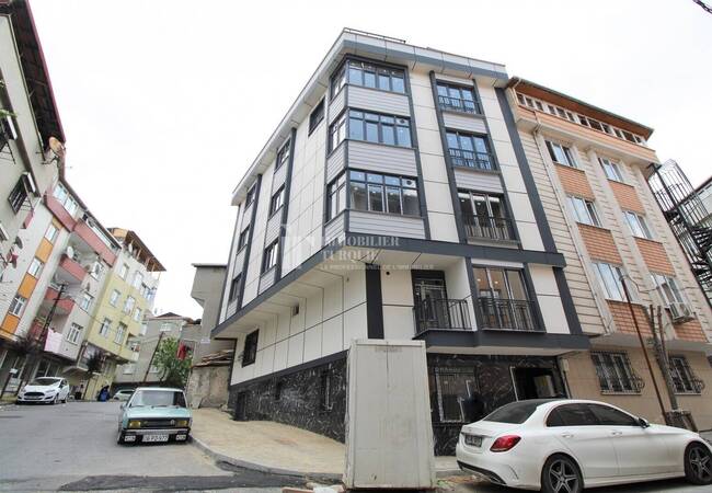 Appartements Dans Bâtiment Neuf À Gaziosmanpasa Istanbul