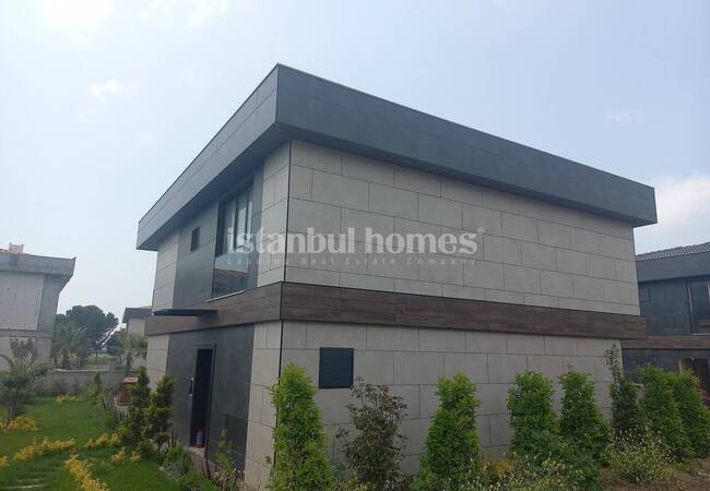 Villas with Private Pool in a Project in Istanbul Silivri 12