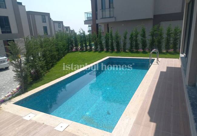Detached Villas with Private Pools in Istanbul Buyukcekmece 6