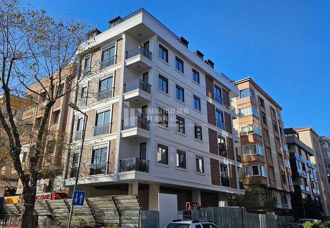 Appartements En Duplex Avec Terrasses À Istanbul Maltepe