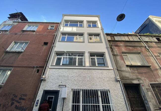 Immeuble Rénové Et Prêt À Emménager À Istanbul Fatih