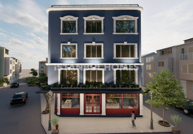 Whole Building with Shop and Apartments in Fatih
